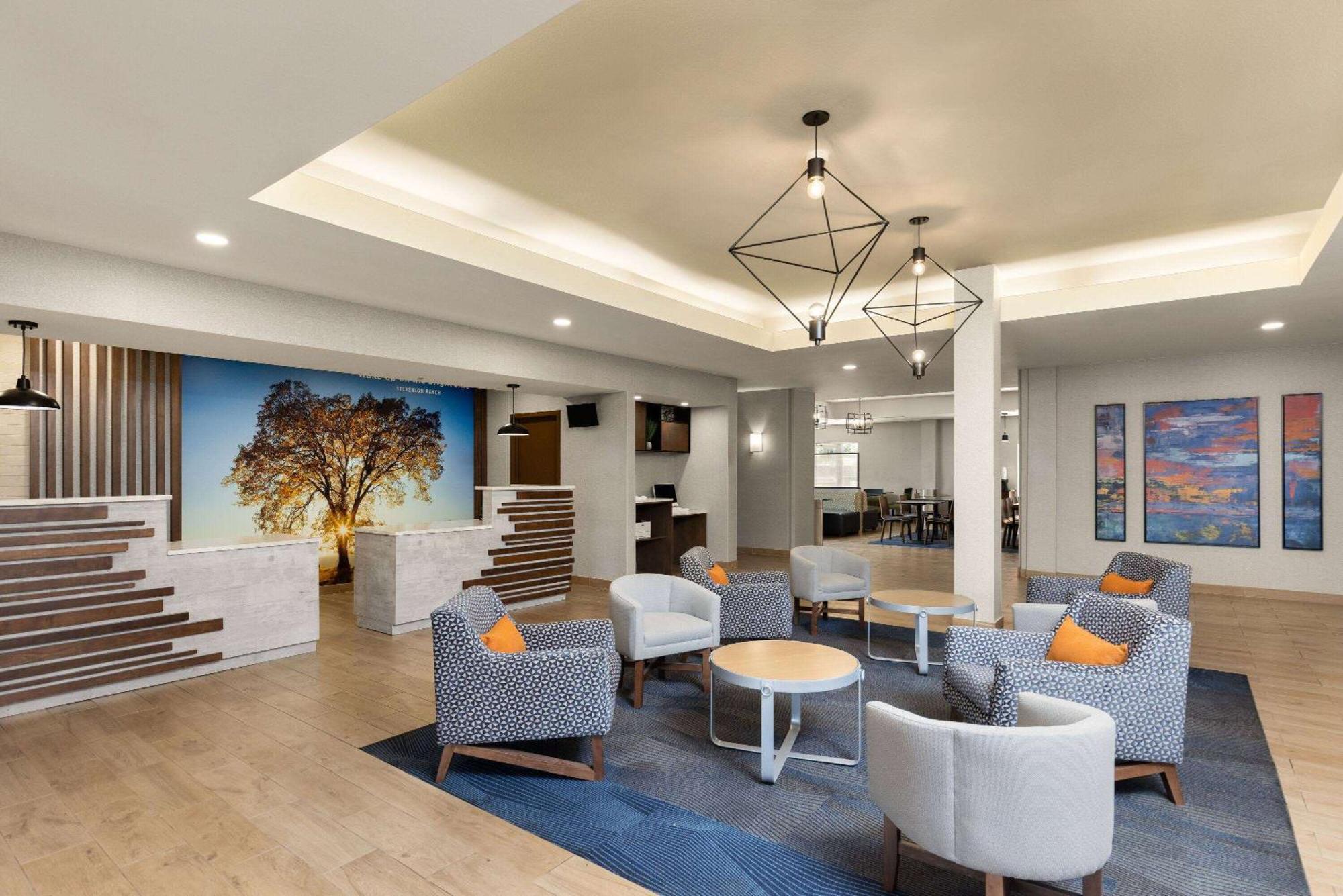 Отель La Quinta By Wyndham Santa Clarita - Valencia Stevenson Ranch Экстерьер фото