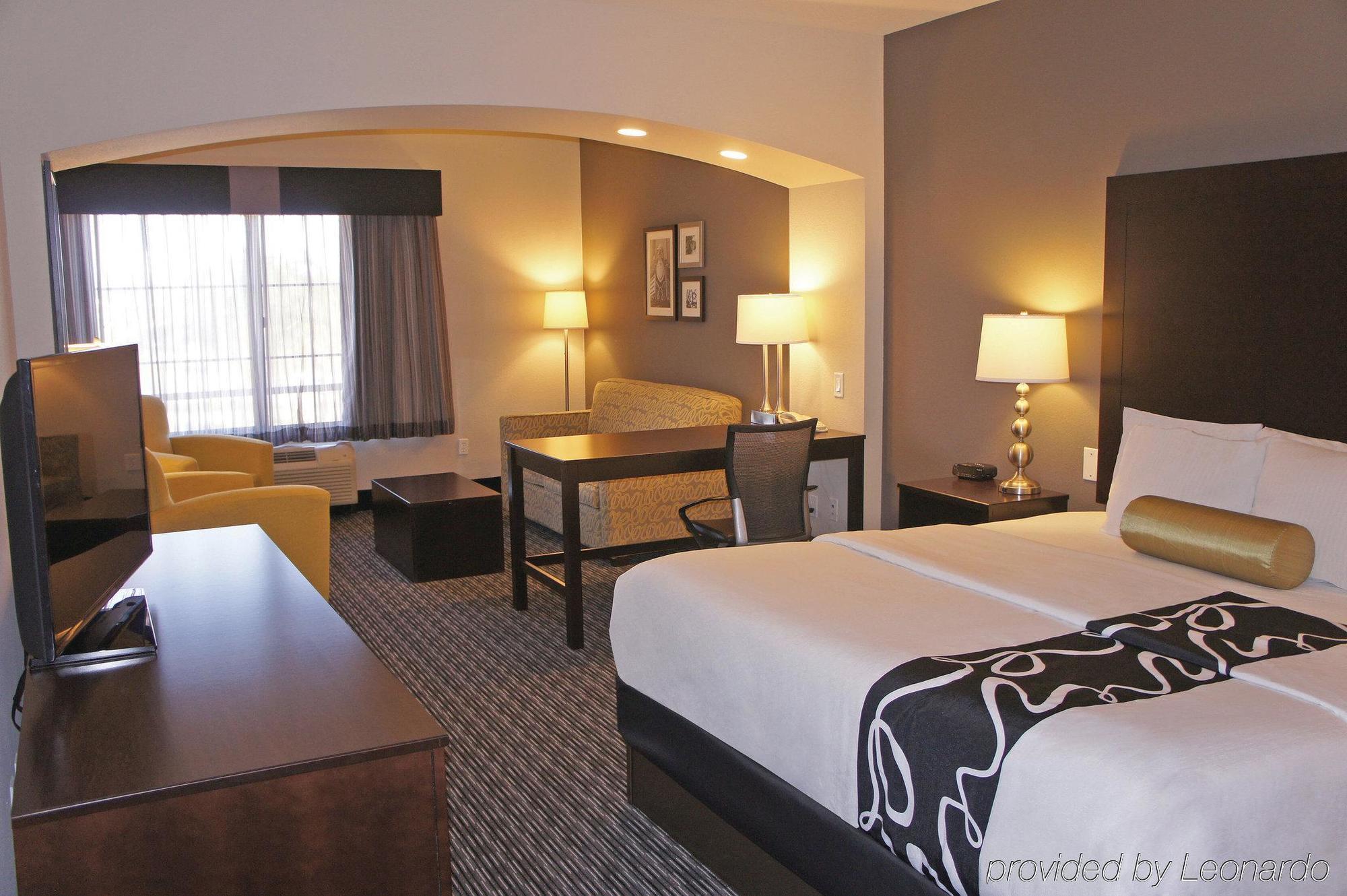 Отель La Quinta By Wyndham Santa Clarita - Valencia Stevenson Ranch Экстерьер фото
