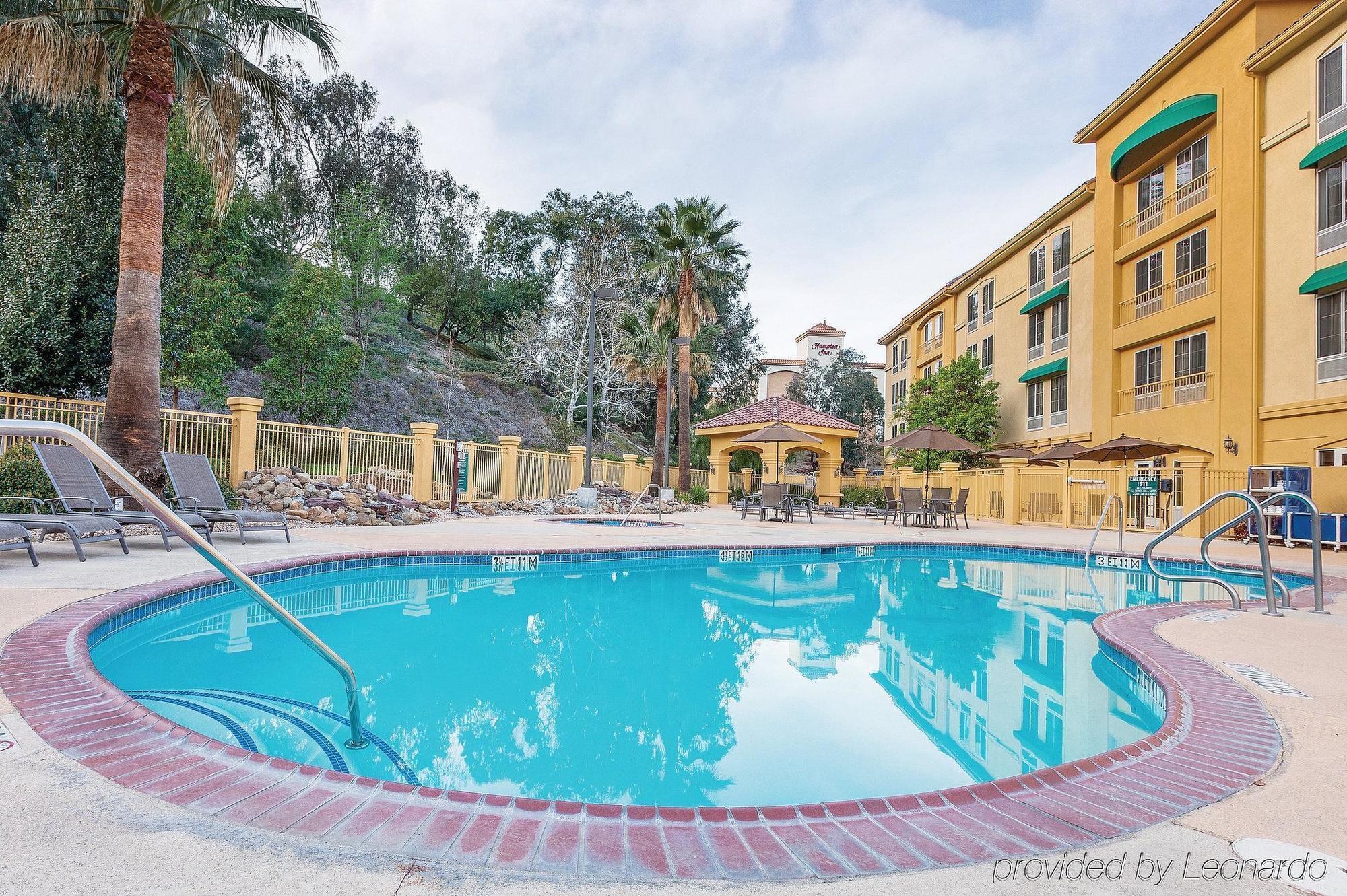 Отель La Quinta By Wyndham Santa Clarita - Valencia Stevenson Ranch Экстерьер фото