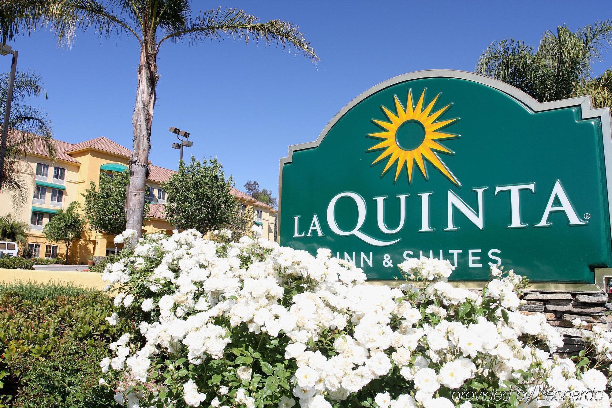 Отель La Quinta By Wyndham Santa Clarita - Valencia Stevenson Ranch Экстерьер фото