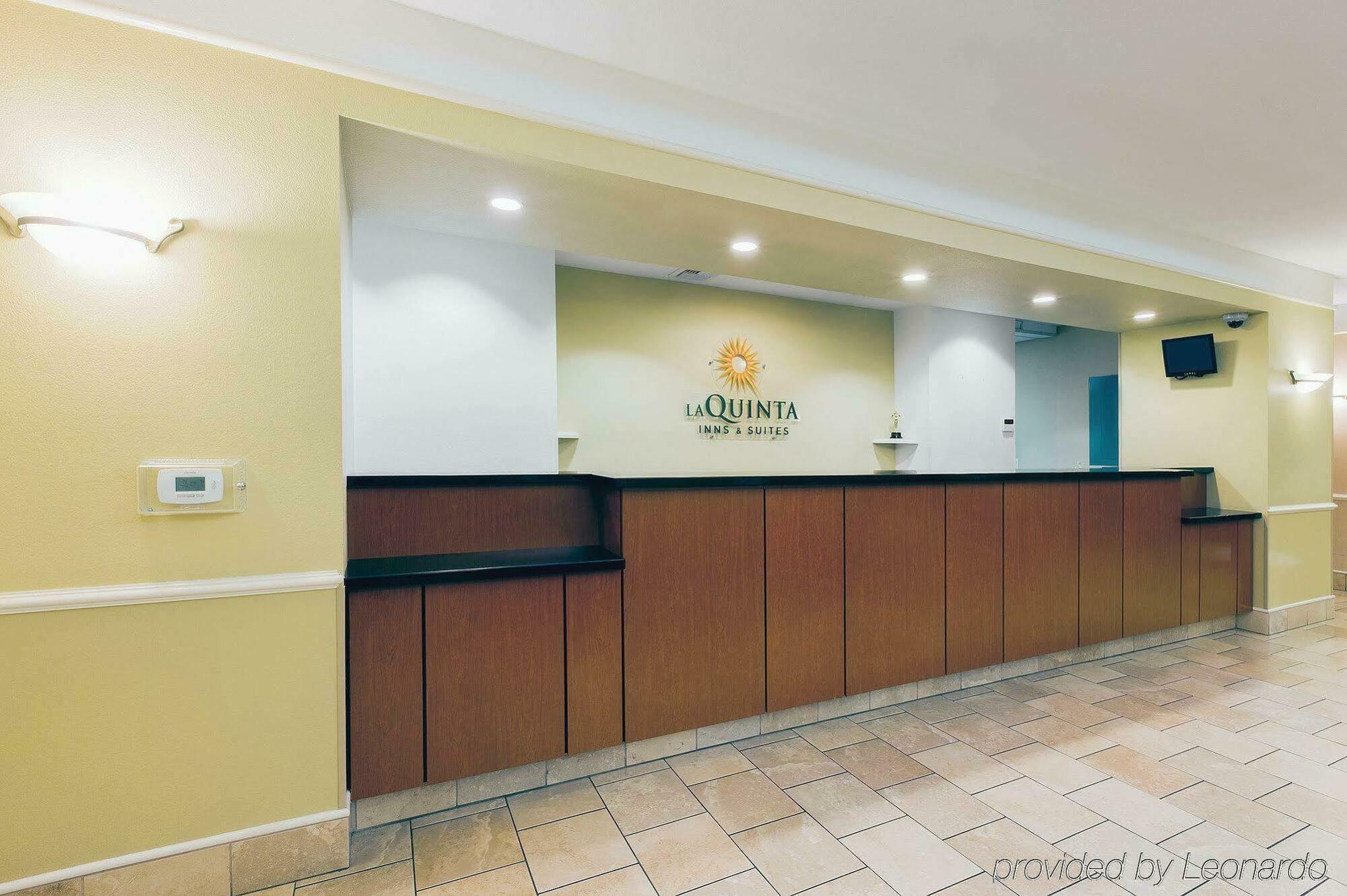 Отель La Quinta By Wyndham Santa Clarita - Valencia Stevenson Ranch Экстерьер фото